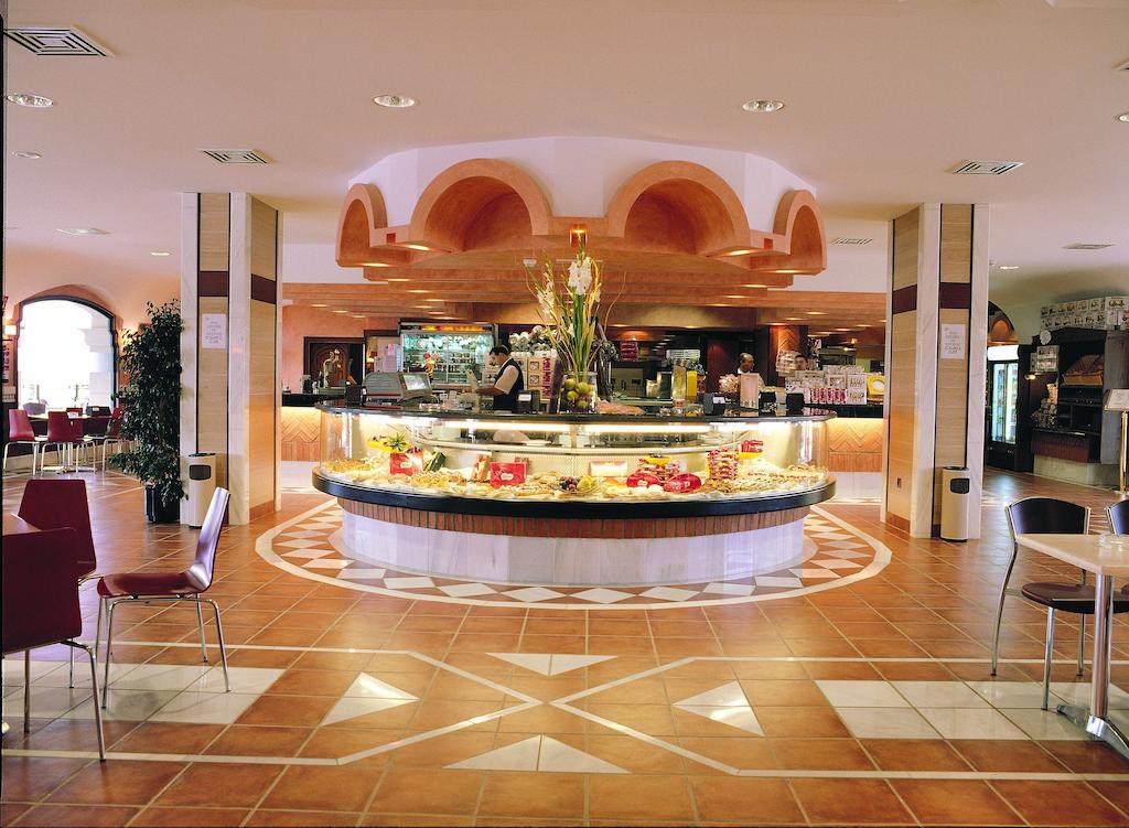 Hotel Abades Guadix Buitenkant foto